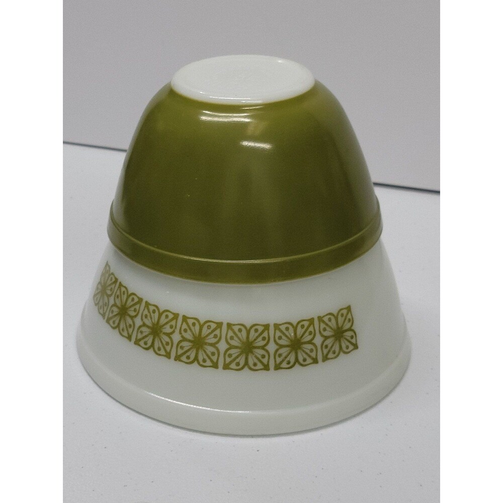 Vintage Pyrex.